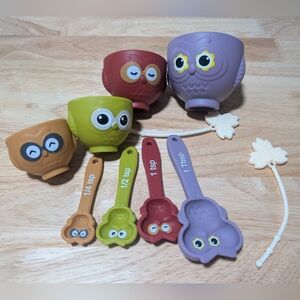 Silicone Owl Measuring Cups and Spoons Set